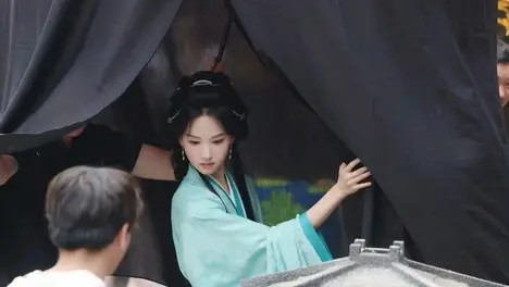 “启月夫妇”经典重现?赵丽颖被曝或客串《九门》