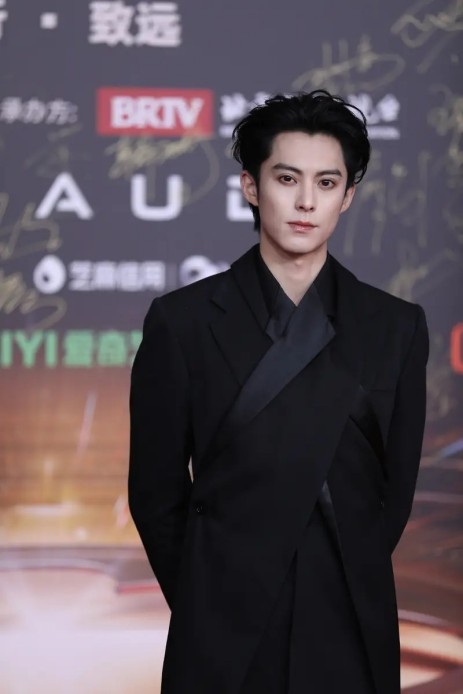 白人饭减脂退潮：中式沙拉如何撑起中国胃的健康需求