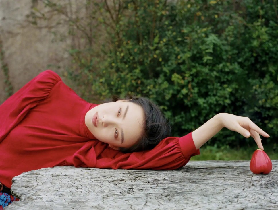 中年偶像剧引爆旋风！ 《他为什么依然单身》、《亦舞之城》收视热度、隐喻象征、现象级话题比一比！