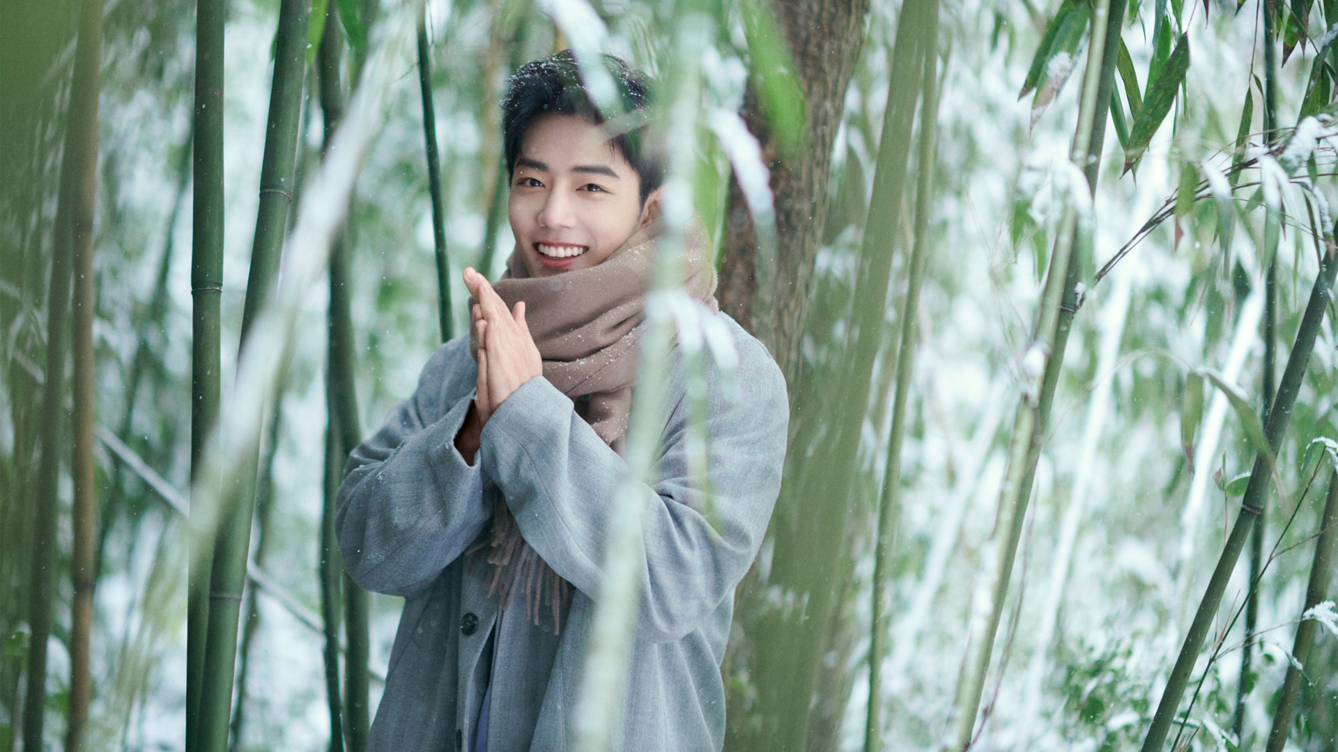 许晴体态封神！多套裙装造型惊艳出圈，丰盈曲线尽显熟女顶级魅力